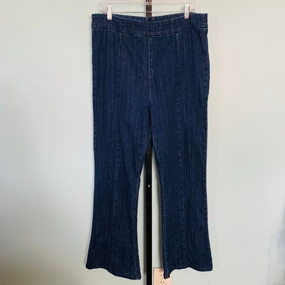 J. Crew Pintuck Skinny Flare Jean in Night Sky Wash Size 32 - Picture 3 of 9